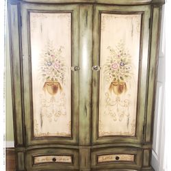 Vint French Country, Shabby Chic Armoire, Wardrobe, TV Cabinet, Hand Painted! Royal & Luxury Style! Unique! Solid wood!