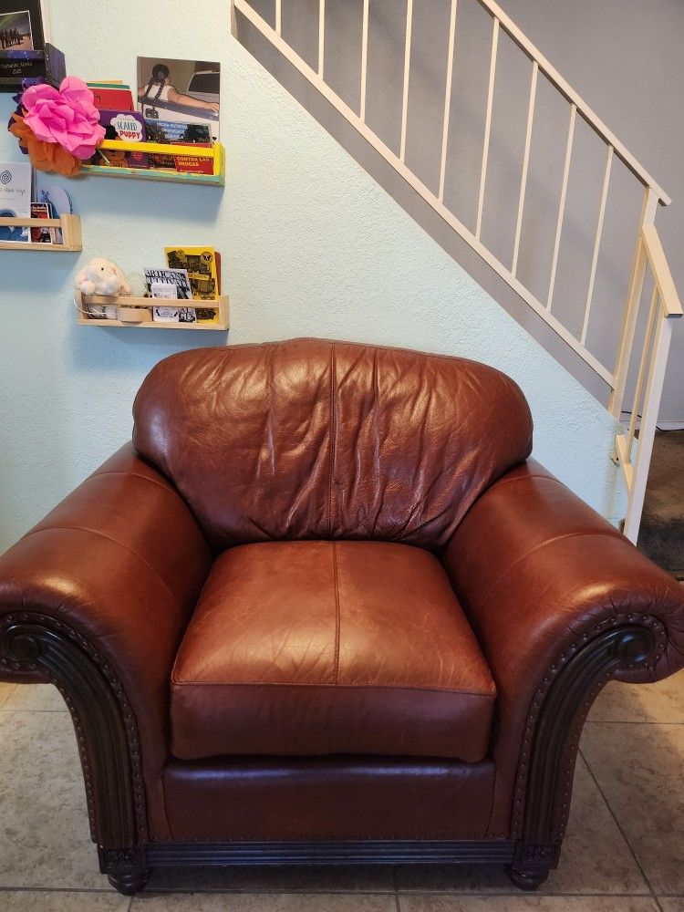 Vintage Maple Leather Couch