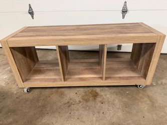 Tv Stand on Rollers