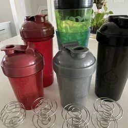 Shaker Bottles And Cups