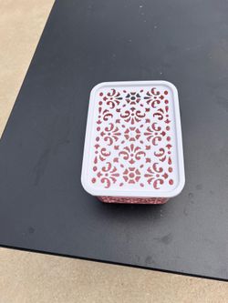 Little storage container