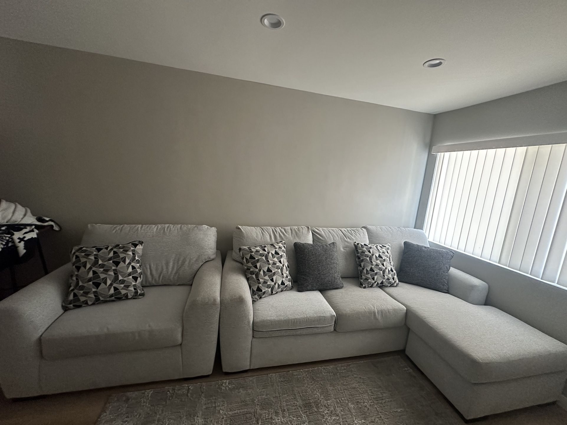 Couch Set