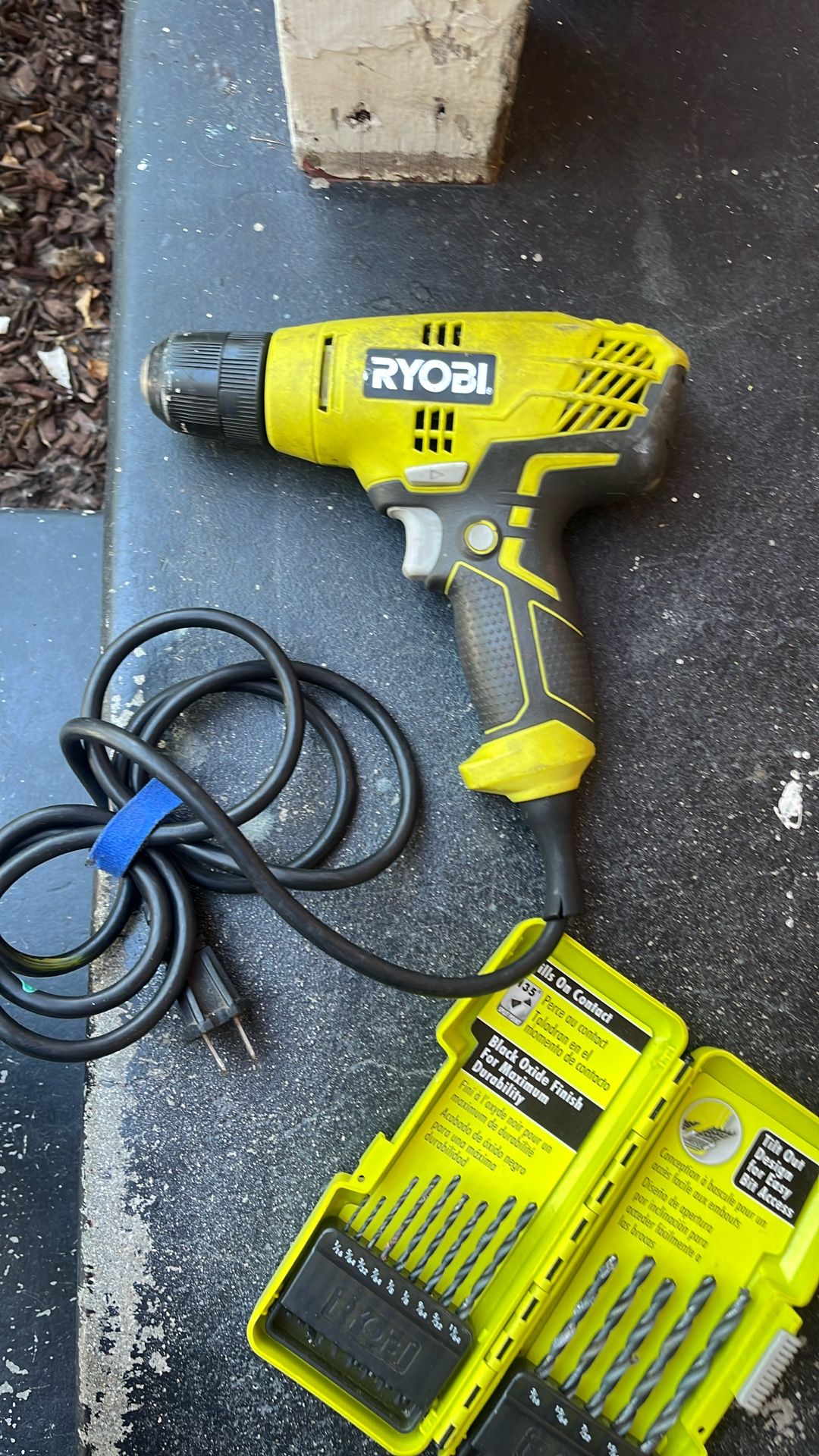 Ryobi Corded Drill + Set of drill bits