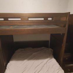 Full/Twin Bunk Bed