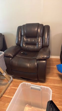 Recliner-needs to be gone today