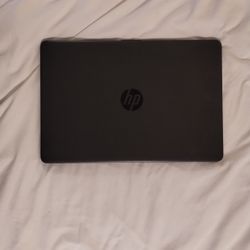 HP WINDOWS 12  LAPTOP 