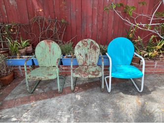 Vintage metal lawn chairs
