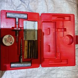 Used Tire Repair Kit / Herramienta Para Llantas