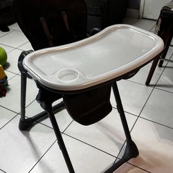 Baby highchair