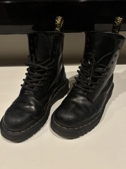 dr marten boots