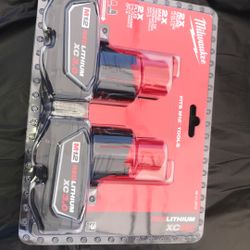 Milwaukee Batteries M12 Red Lithium XC3.0 Pack 2