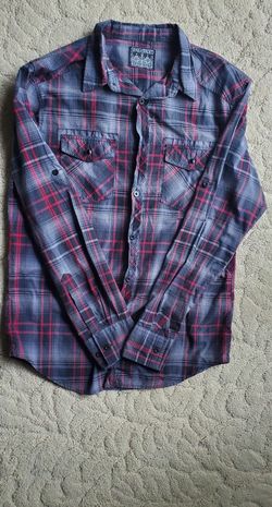 Straightfaded Button Down Shirt |Medium 