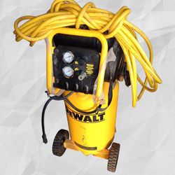 Dewalt 15 GAL Compressor