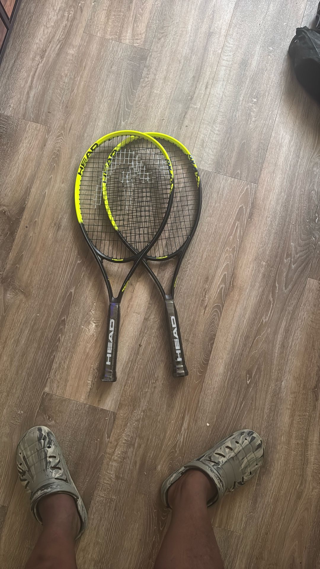 Tennis bats 