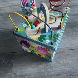 Qilay Wooden Activity Cube for Toddlers (Large), 5 in 1 Multipurpose ABC-123 Abacus Bead Maze Shape Sorter 