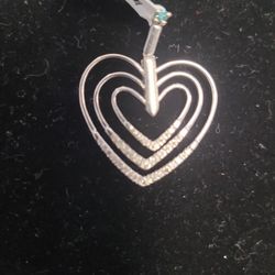 10K WG PENDANT 