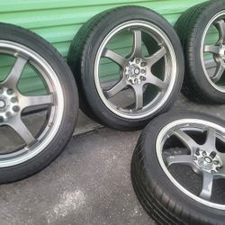 Wheel 17 5 Lugs Universal 