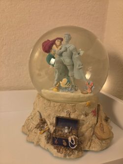 Disney Little Mermaid Ariel “Part of Your World” Musical Snow Globe