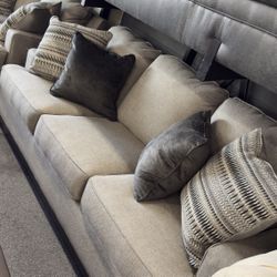 Last One ( Sofa Set On Sale )🔥