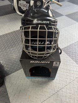 Bauer helmet small