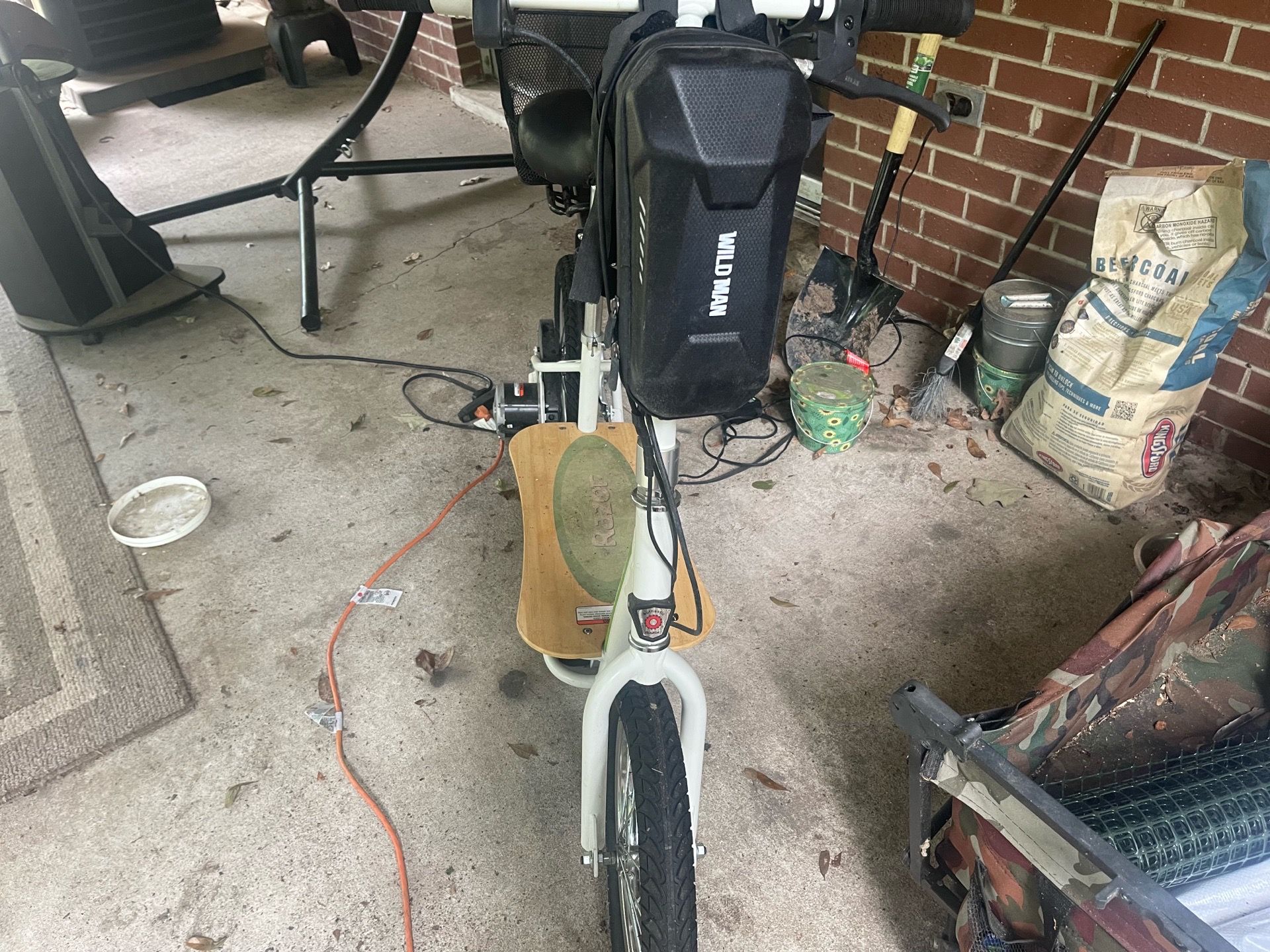 Sit down razor scooter OBO