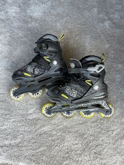 Adjustable Youth Rollerblades Size 1-4
