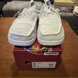 Women’s Shoes