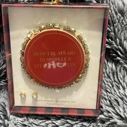 Stretch Bracelet & Earrings Box Set NEW 