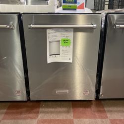 New KitchenAid Stainless Steel Dishwasher‼️