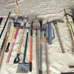 Hand Tools For Yard Work