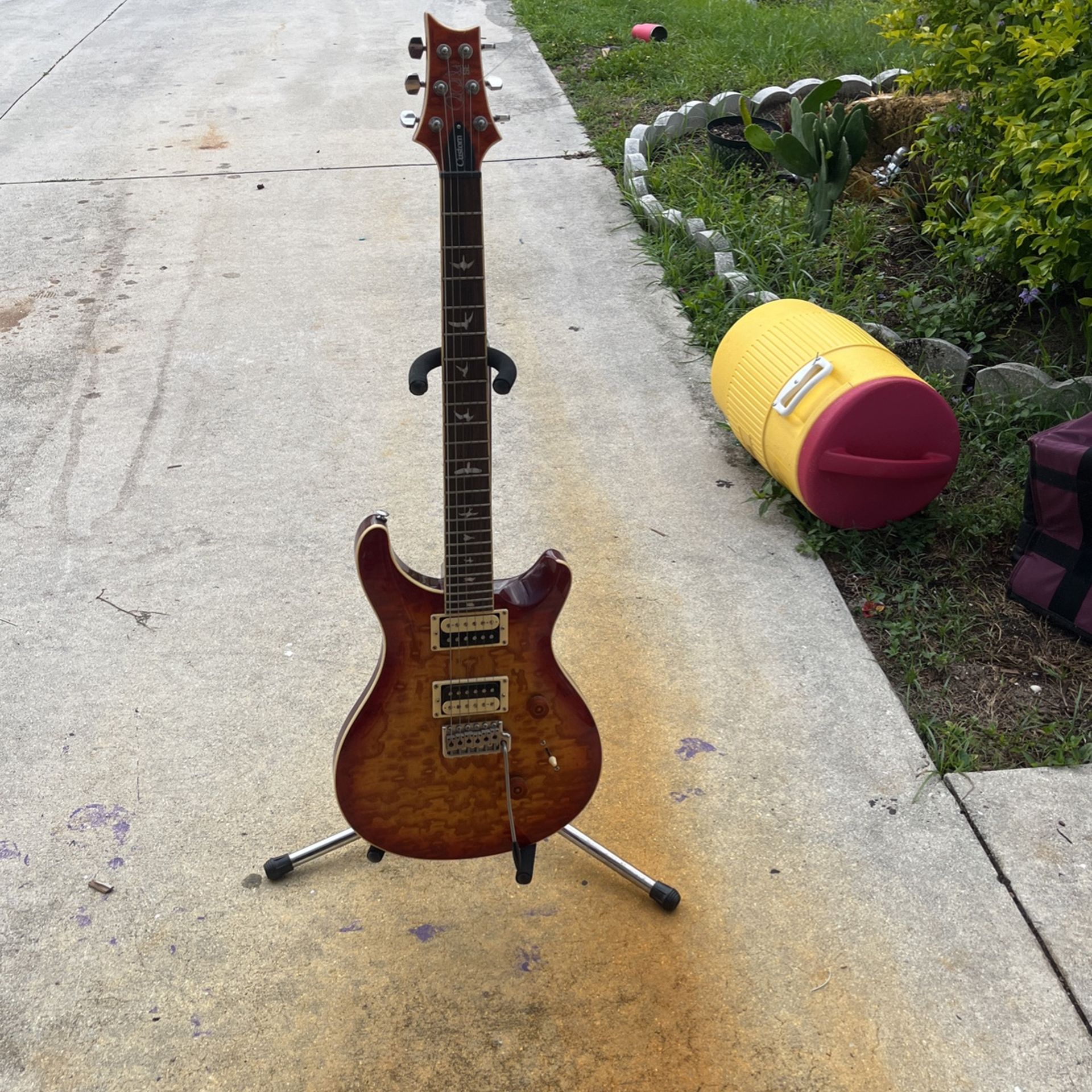 Paul Reed Smith Custom Pro 24 Fret Right Handed Guitar