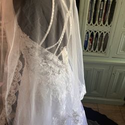 Size 8 Wedding Dress NWT 