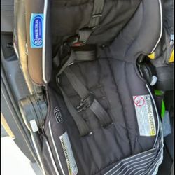 Graco SnugRide 35 Lite LX Car Seat