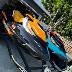 2018 Sea-Doo GTI Jet Skis — Low Hours!