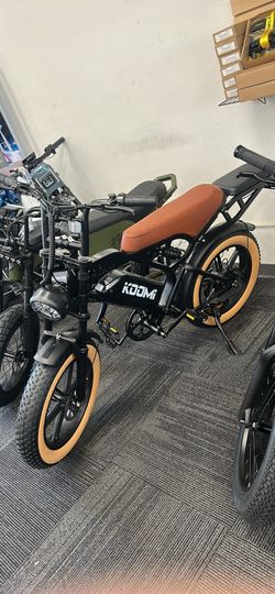 KOOMI M600