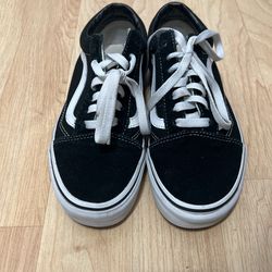 Old School Vans Men 4.5 Women 6.0 Black And White