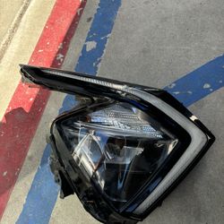 2022,23,2024 Kia Sportage Headlight Rh 