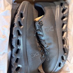 On Cloudtilt Women’s Size 9.5 Black