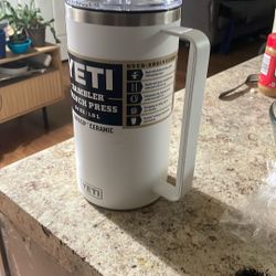 Yeti Rambler French Press 64oz 1.9L