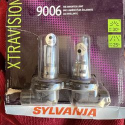Headlight Bulbs-XV9006.  Xtravision By Sylvania 
