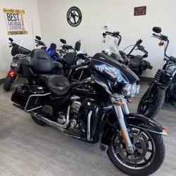 2017 HARLEY-DAVIDSON FLHTK ULTRA LIMITED 