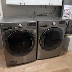 LG Front-Load Washer & Gas Dryer Set – Runs Great