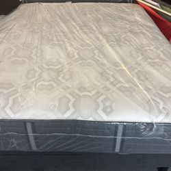 Queen Namebrand Mattresses On Sale Now!! 