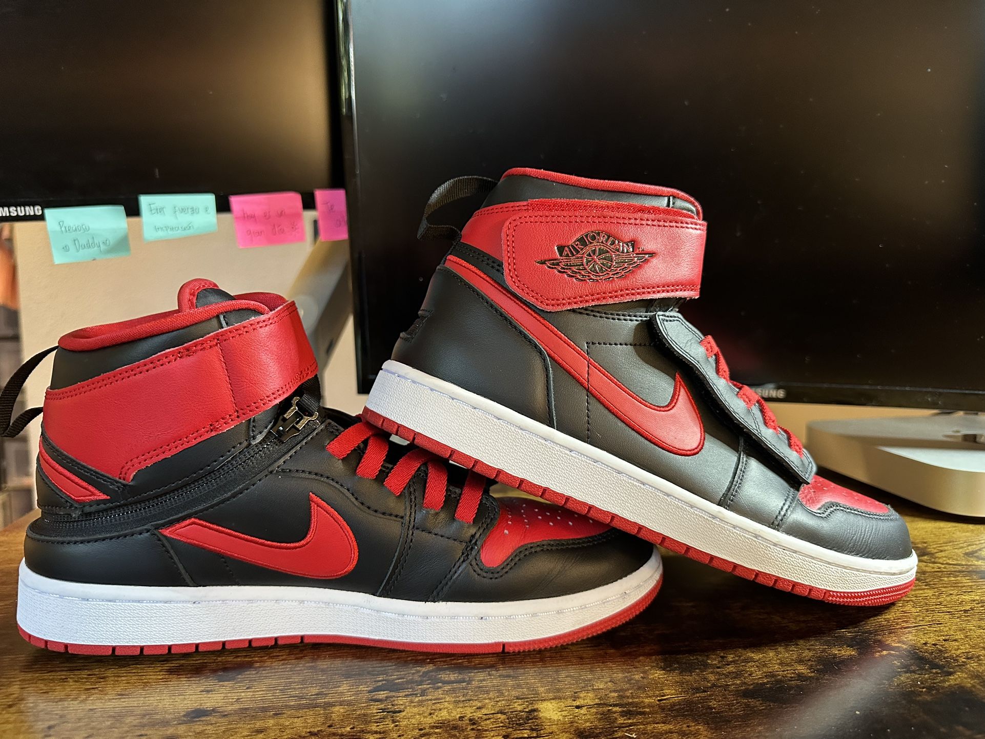 Air Jordan 1 Flyease “Bred”