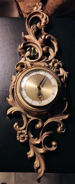 Syroco Clock