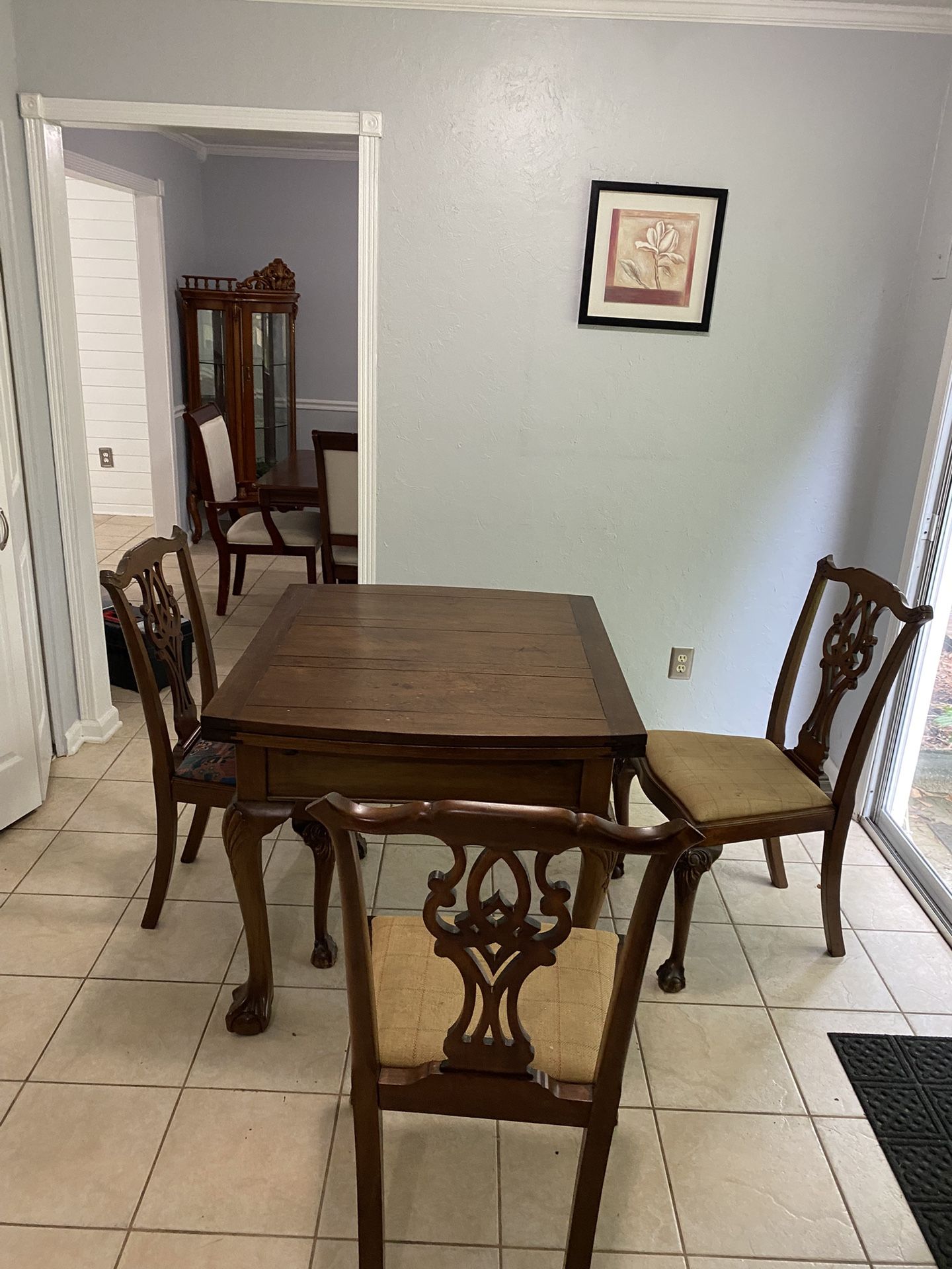 Kitchen Table With 6 Chairs