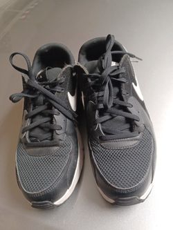 Woman's Nike Air Max