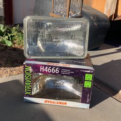 H4666 Headlights
