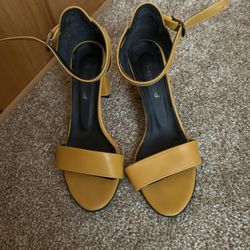 Yellow Shoes 