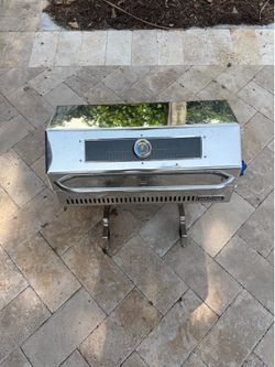Magma Yacht Grill